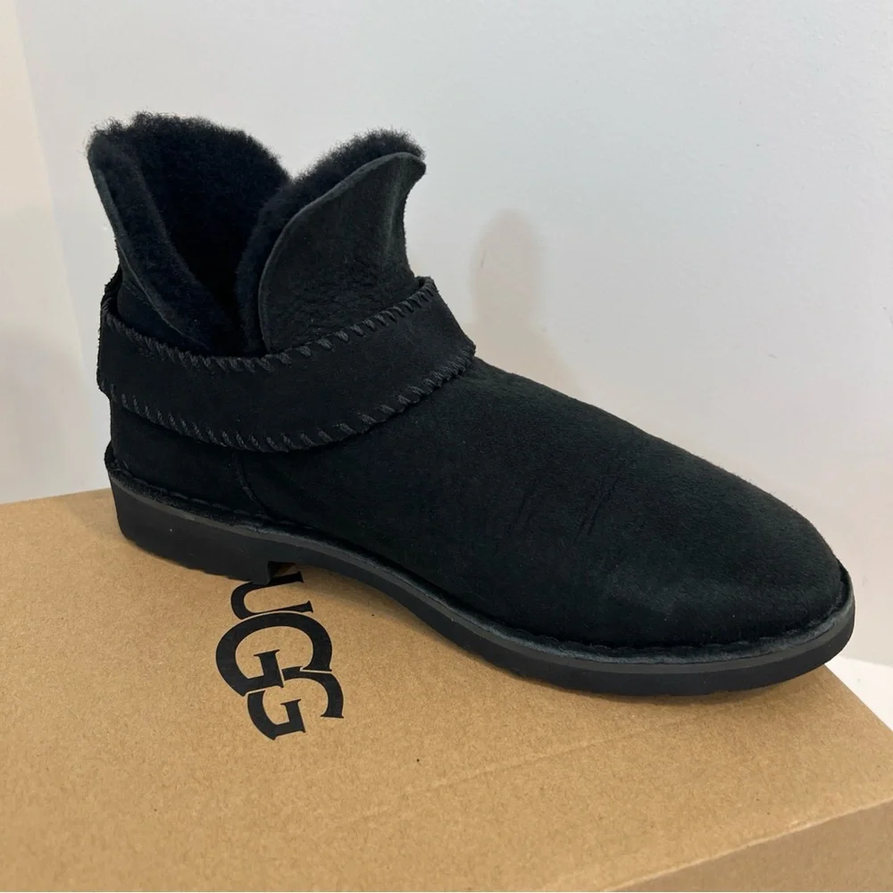 UGG Mckay Black Suede Sheepskin‎ Ankle Boots Booties